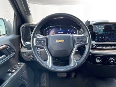 Used 2024 Chevrolet Silverado 1500 LT AWD/4WD image 14