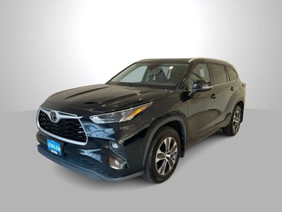 Used 2022 Toyota Highlander XLE