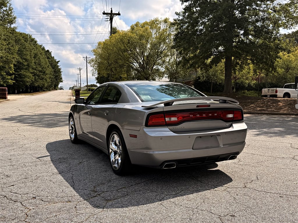 Used 2011 Dodge Charger R/T RWD image 7