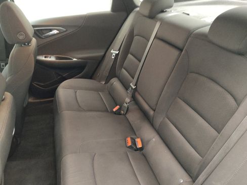 Used 2022 Chevrolet Malibu LT FWD image 18