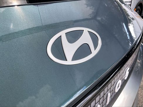 Certified 2025 Hyundai Ioniq 5 Limited AWD/4WD image 30