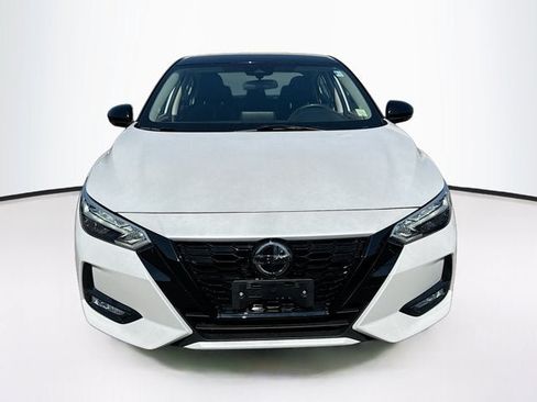 Certified 2023 Nissan Sentra SR w/ Midnight Edition Package FWD image 2