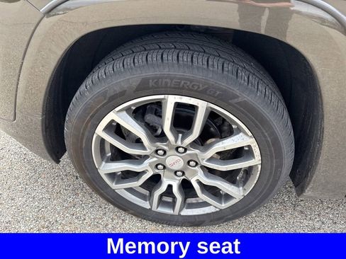 Used 2024 GMC Terrain Denali image 13