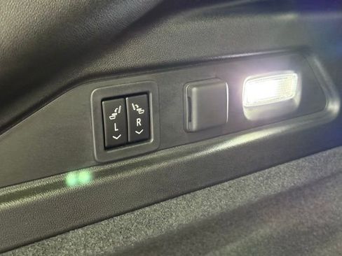 Used 2024 Cadillac Lyriq Sport image 6