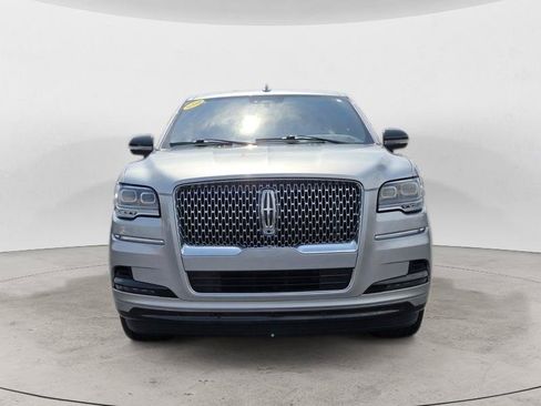 Used 2024 Lincoln Navigator Reserve AWD/4WD image 8