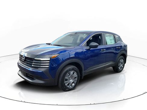 New 2026 Nissan Kicks S image 2