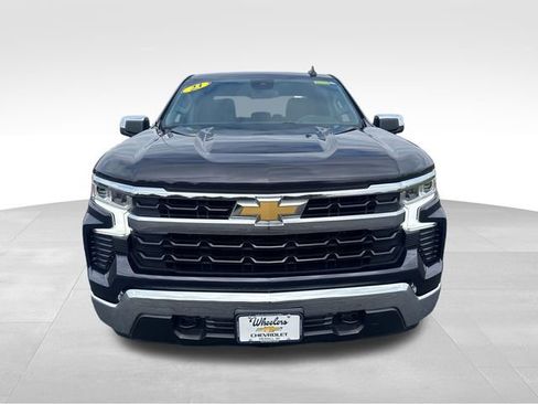 Used 2023 Chevrolet Silverado 1500 LT AWD/4WD image 9