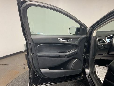 Used 2018 Ford Edge SEL w/ Equipment Group 201A image 11
