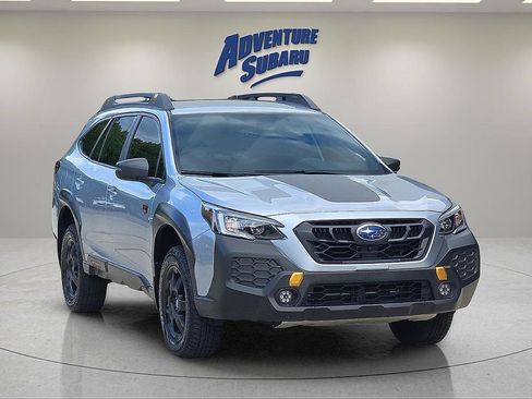 Certified 2025 Subaru Outback Wilderness AWD/4WD image 2