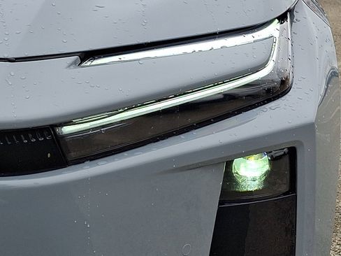 Certified 2026 Toyota C-HR AWD/4WD image 9