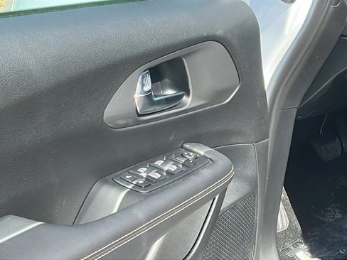 New 2026 Chrysler Voyager LX image 16