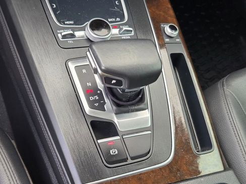 Used 2020 Audi Q5 2.0T Premium Plus w/ Premium Plus Package image 21