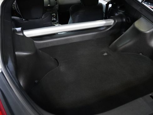 Used 2016 Nissan 370Z Touring RWD image 40