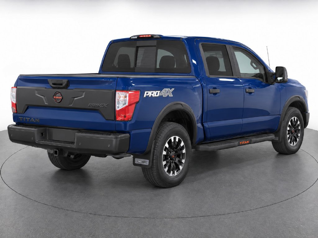 Used 2021 Nissan Titan PRO-4X w/ Pro-4x Convenience Package AWD/4WD image 9