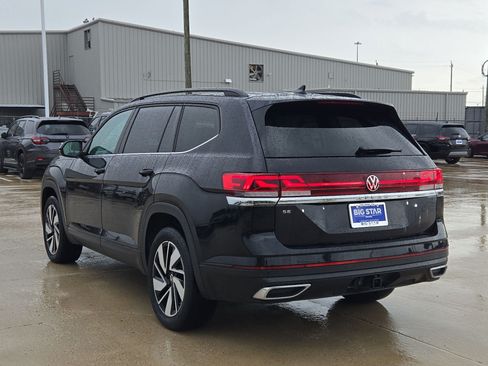 Used 2024 Volkswagen Atlas SE FWD image 6