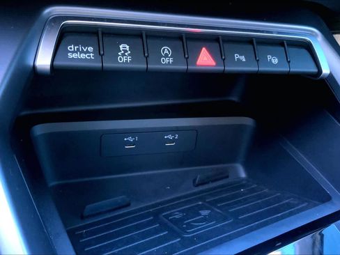 Used 2024 Audi A3 2.0T Premium w/ Convenience Package image 33