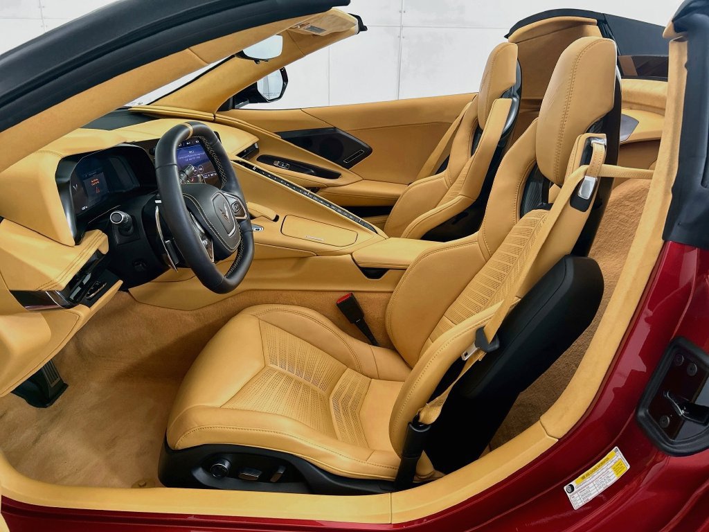 Used 2023 Chevrolet Corvette Stingray Premium Conv w/ Z51 Performance Package RWD image 16