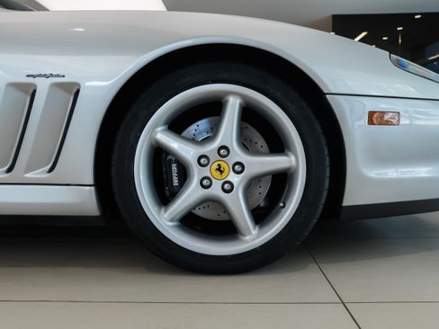 Used 1998 Ferrari 550 Maranello Coupe RWD image 28