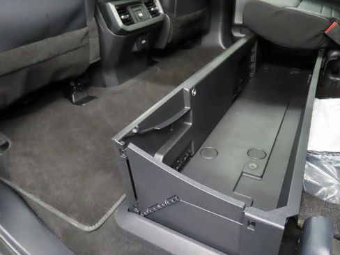 Used 2025 Ford F250 Platinum image 74