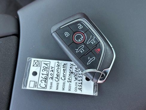 Used 2024 Chevrolet Corvette Stingray Premium Conv w/ Z51 Performance Package RWD image 24