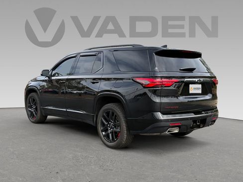 Used 2023 Chevrolet Traverse Premier w/ Redline Edition image 23