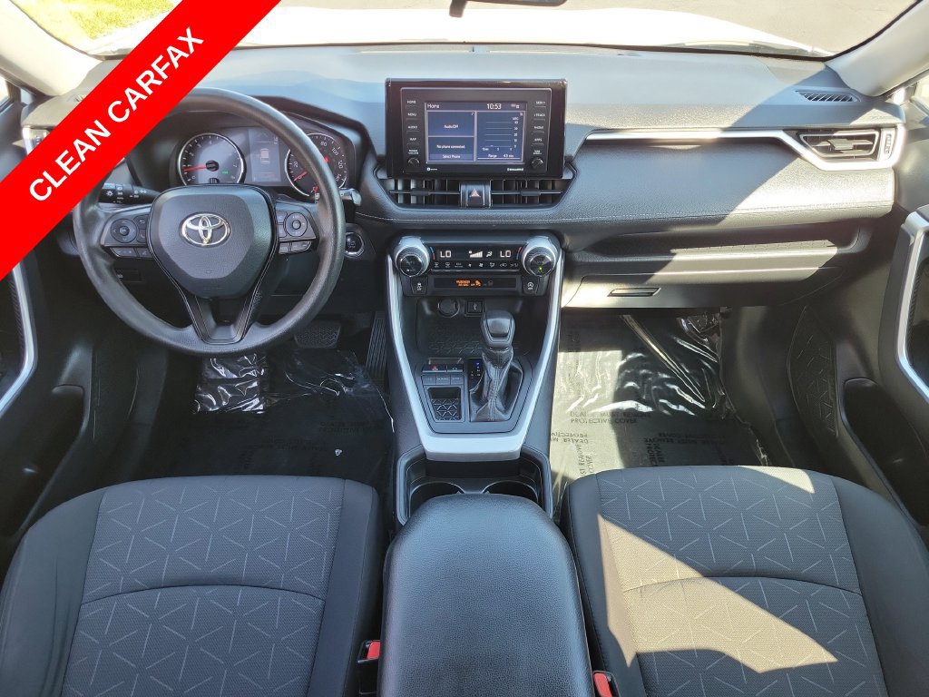 Used 2021 Toyota RAV4 XLE w/ Carpet Mat Package (TMS) FWD image 12
