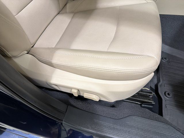 Used 2018 Subaru Legacy 3.6R Limited AWD/4WD image 37
