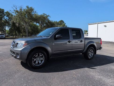 Used 2020 Nissan Frontier SV AWD/4WD image 7
