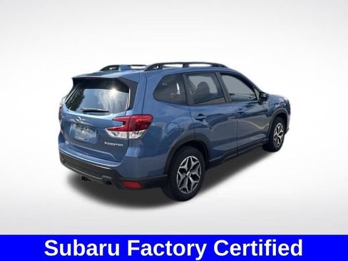 Used 2023 Subaru Forester Premium AWD/4WD image 4