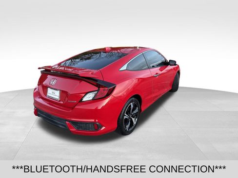 Used 2016 Honda Civic Touring image 4