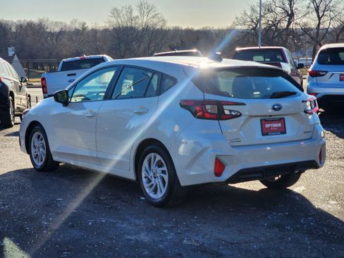 Used 2024 Subaru Impreza 2.0i image 5