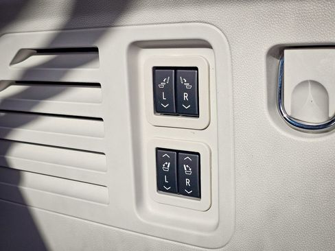 New 2026 Buick Enclave Avenir w/ Super Cruise Package image 39