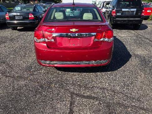 Used 2013 Chevrolet Cruze LTZ w/ Enhanced Safety Package image 5