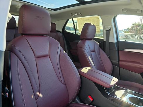 Used 2026 Buick Envision Sport Touring AWD/4WD image 42