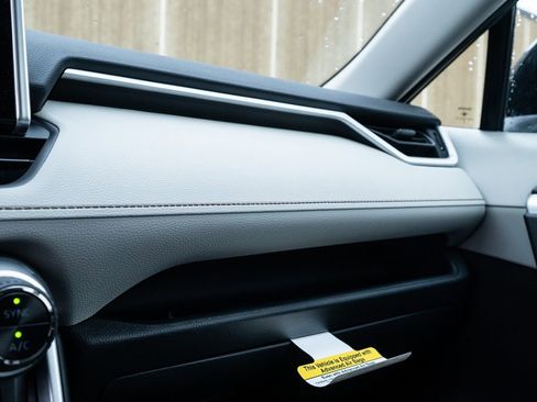 New 2025 Toyota RAV4 XLE w/ Convenience Package image 32