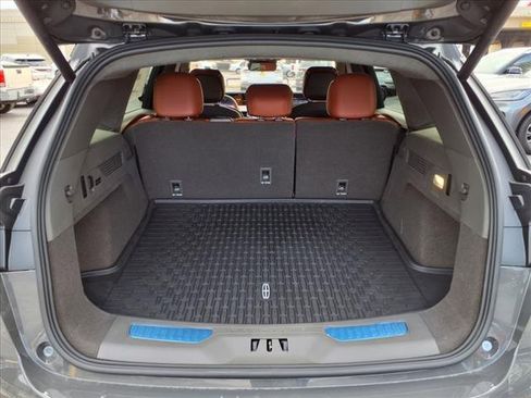 New 2025 Lincoln Nautilus Black Label image 16