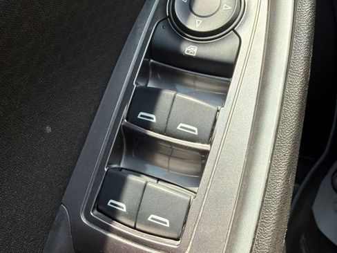 Used 2022 Chevrolet Malibu RS FWD image 11