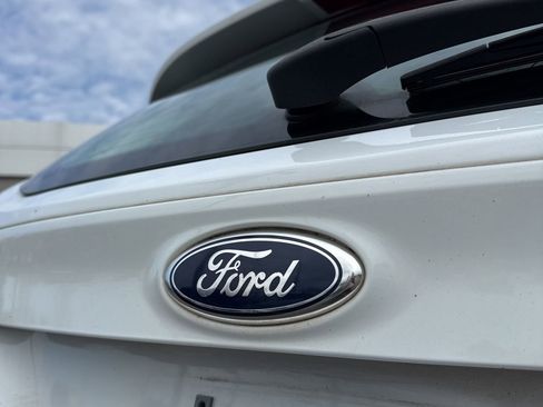 Used 2013 Ford Focus SE image 3