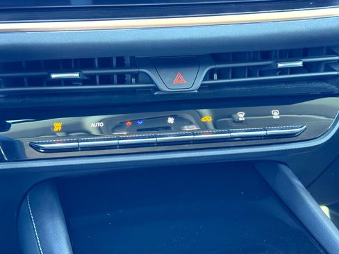 Used 2025 Buick Envision Sport Touring image 29