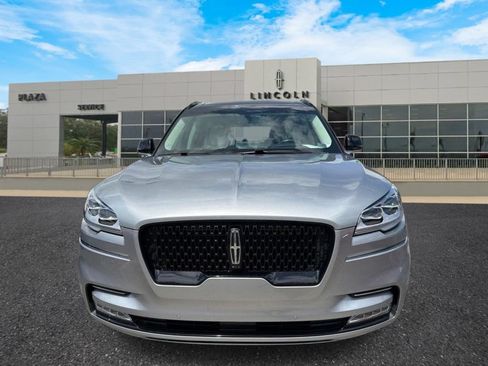 Used 2023 Lincoln Aviator Black Label AWD/4WD image 8