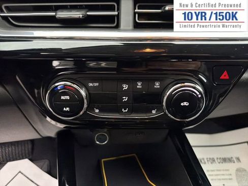 Used 2025 Chevrolet Trax ACTIV w/ Driver Confidence Package image 22