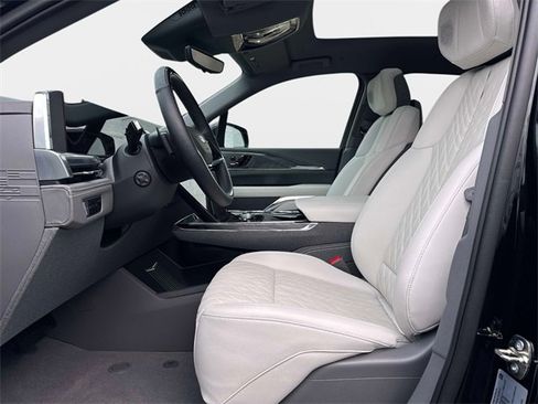 New 2025 Cadillac Escalade IQ Luxury 1 image 17