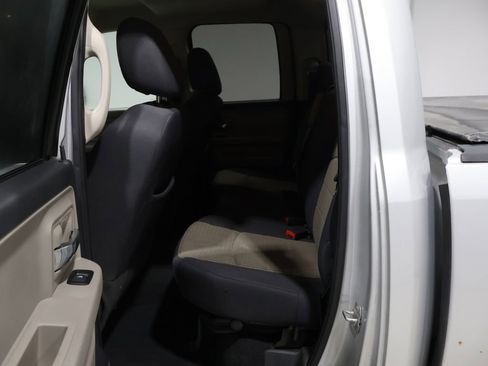 Used 2009 Dodge Ram 1500 Truck SLT w/ Remote Start & Security Group image 18