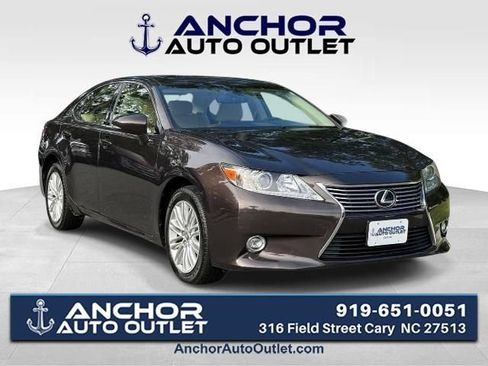 Used 2015 Lexus ES 350 w/ Luxury Package FWD image 1