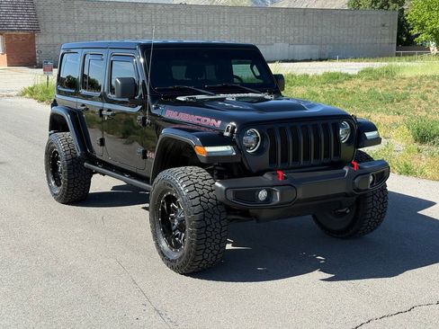 Used 2022 Jeep Wrangler Unlimited Rubicon w/ LED Lighting Group AWD/4WD image 2