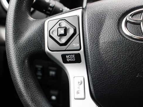 Used 2015 Toyota Tundra SR5 w/ TRD Off Road Package image 20