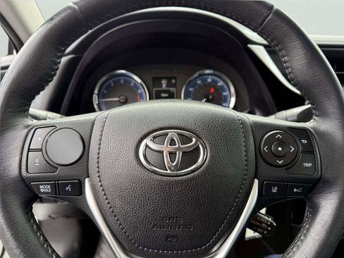 Used 2017 Toyota Corolla SE w/ Carpet Mat Package (TMS) image 31