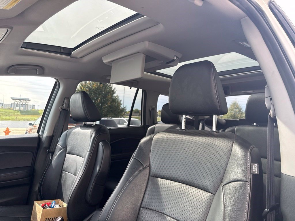 Used 2020 Honda Pilot Elite image 14