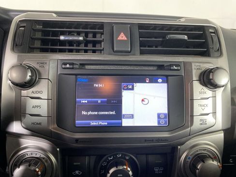 Used 2016 Toyota 4Runner SR5 image 14