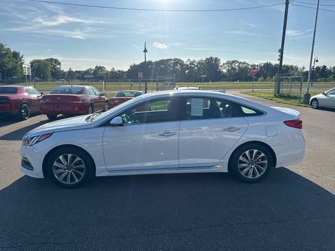 Used 2017 Hyundai Sonata Sport w/ Value Edition Package 02 FWD image 8